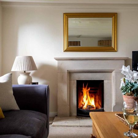 Weir Cottage Bourton-on-the-Water Εξωτερικό φωτογραφία