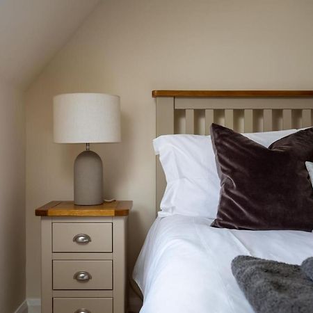 Weir Cottage Bourton-on-the-Water Εξωτερικό φωτογραφία