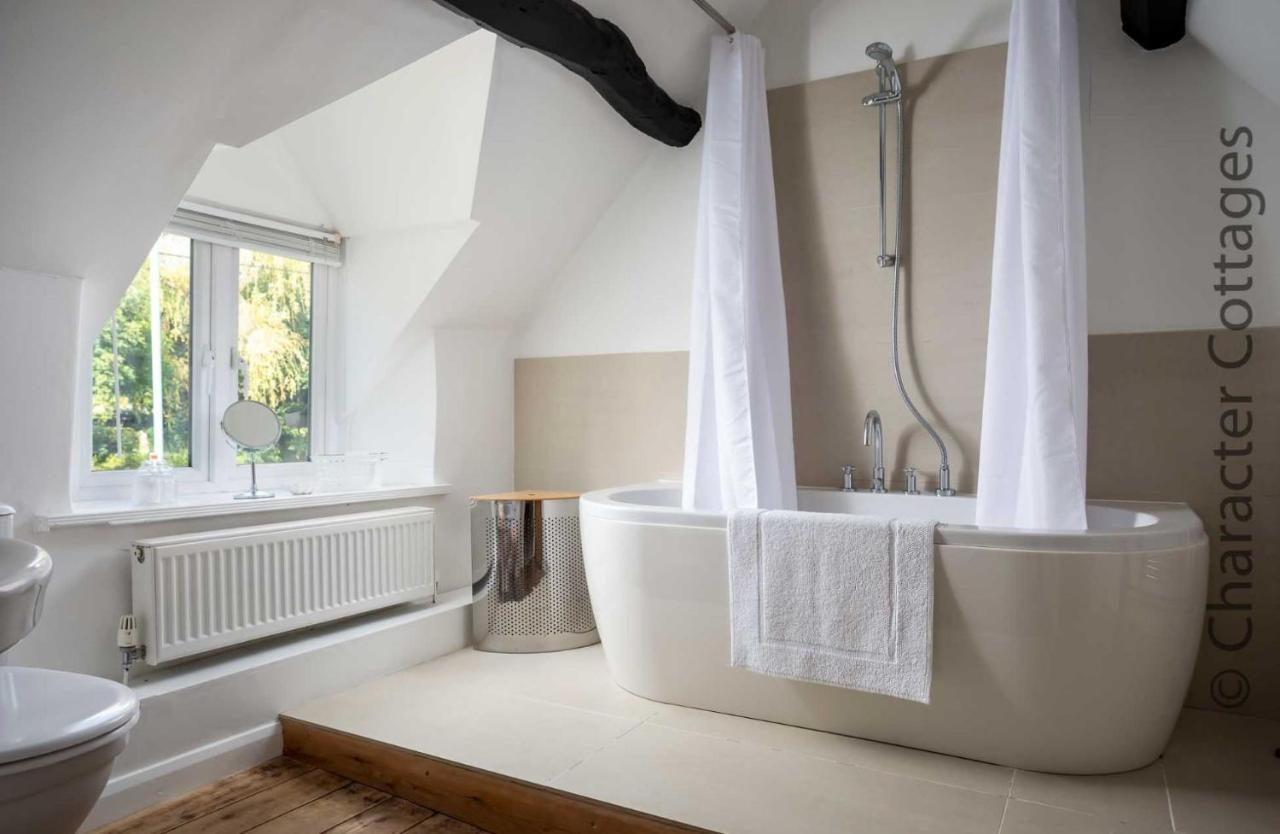 Weir Cottage Bourton-on-the-Water Εξωτερικό φωτογραφία