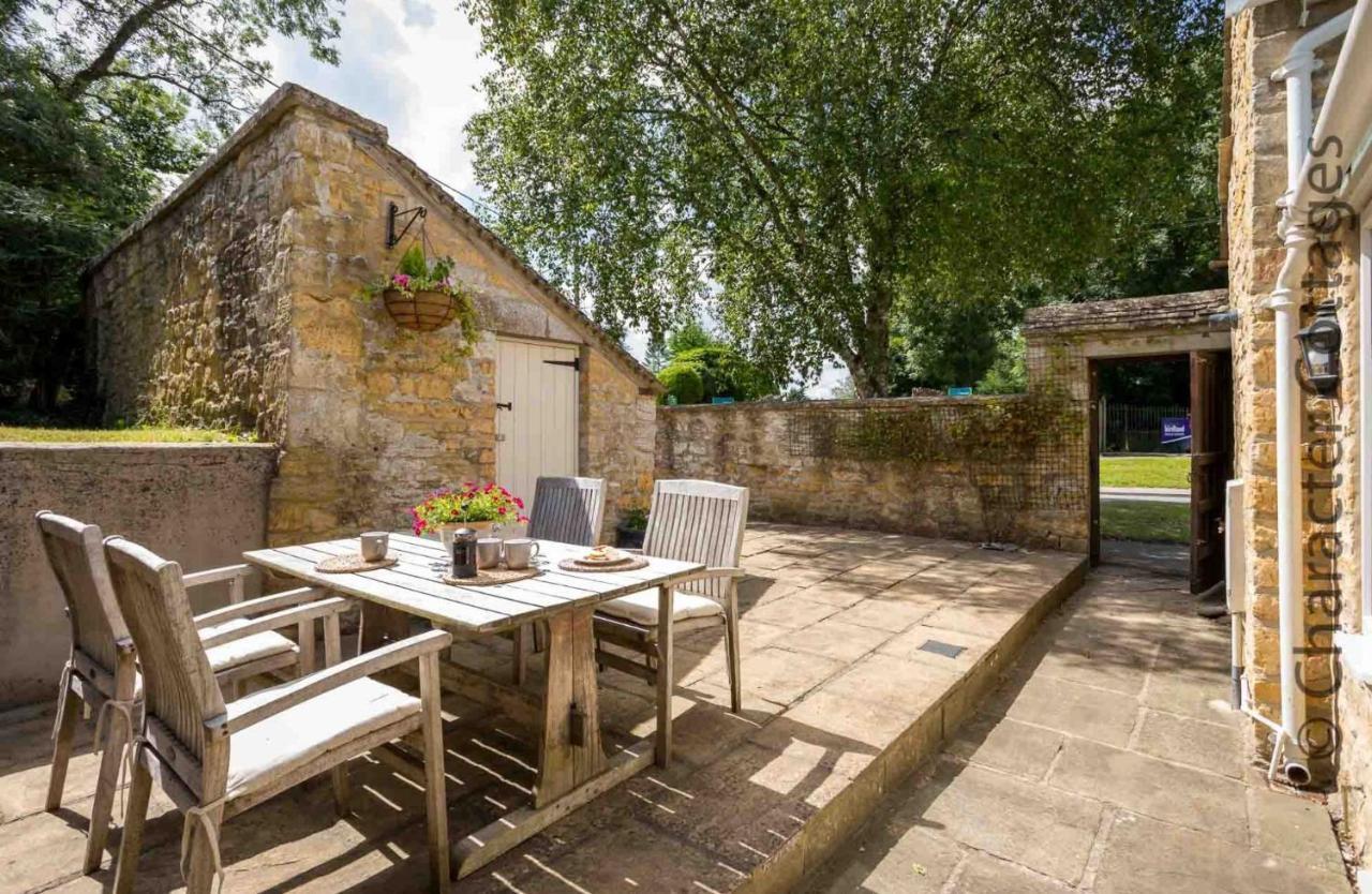 Weir Cottage Bourton-on-the-Water Εξωτερικό φωτογραφία